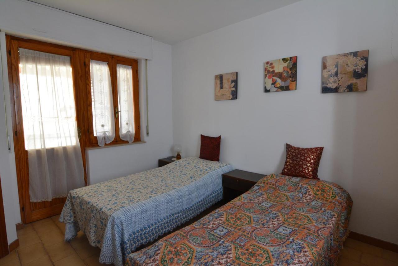 Casa Vacanze I Girasoli イグレージアス エクステリア 写真